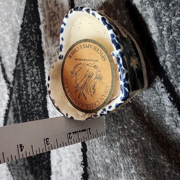SWAN CREEK CANDLE CO. PATRIOTIC HEART SHAPED POTTERY SPICED APPLE CIDER CANDLE - Picture 7 of 11